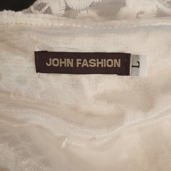 Women's White Lace Layered Blouse L Sheer Scalloped Edges Lined Tunic Top - Picture 9 of 11